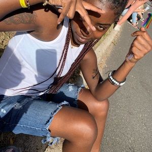 Meet your Posher, Golo